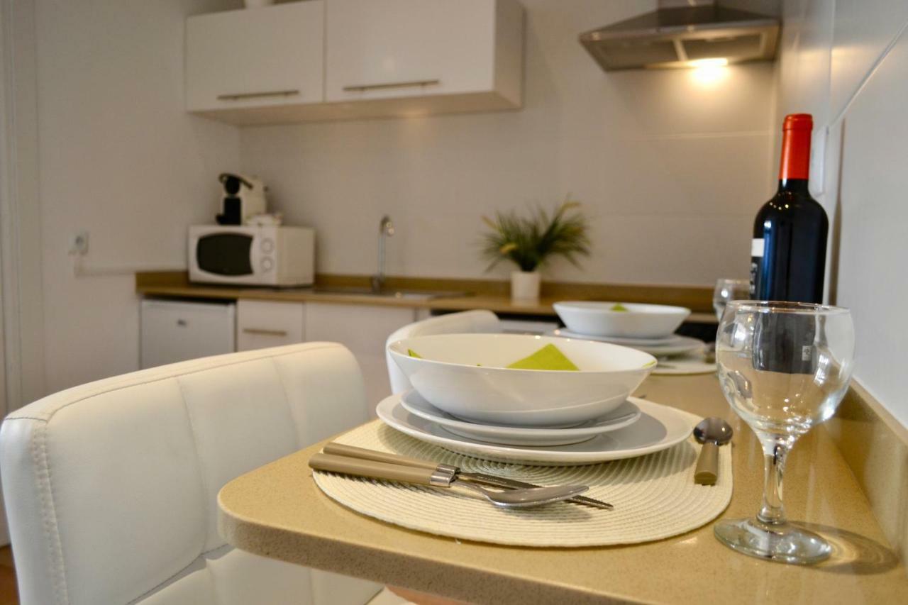 Hola Valencia - Holiday Apartments מראה חיצוני תמונה