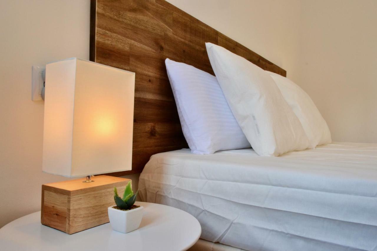 Hola Valencia - Holiday Apartments מראה חיצוני תמונה